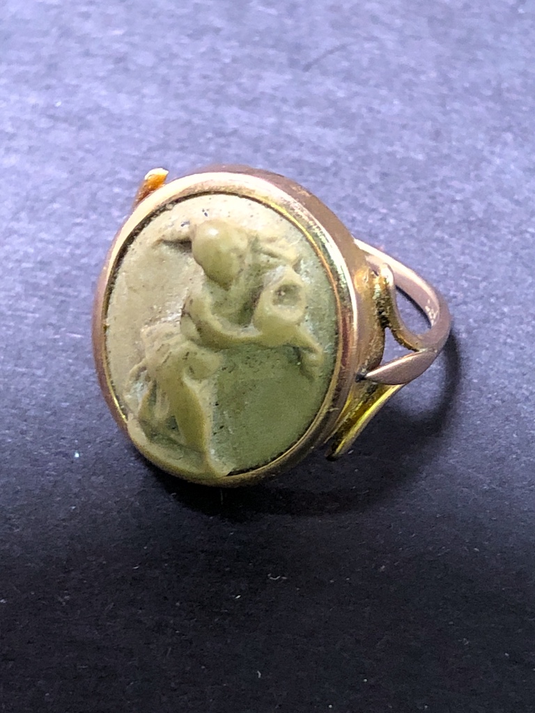 19th C. 585 Gold Ring with Grand Tour High Releif Cameo 12.JPG