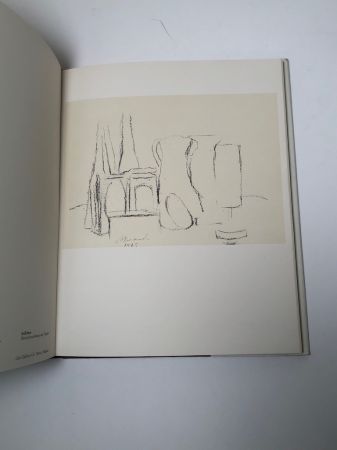 Morandi Drawings by Neri Pozza Hardback with Slipcase 15.jpg