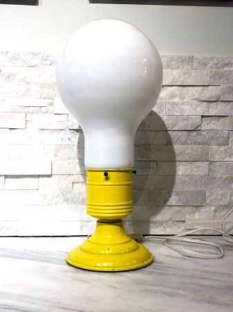 Pop Art V. V. France Giant Light Bulb 2.jpg