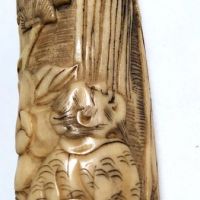 Japanese Kiseru zutsu Pipe-Case Carved Antler Circa Late 19th C 18.jpg