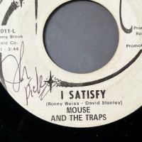 Mouse and The Traps I Satisfy on Fraternity F1011  White Label Promo 9.jpg