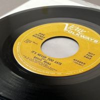 Regis Mull I Saw Your Face b:w It’s Never Too Late on Verve Records DJ Promo 10.jpg