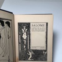 Salome by Oscar Wilde Illustrated by Aubrey Beardsley 1930 Hardback 8.jpg