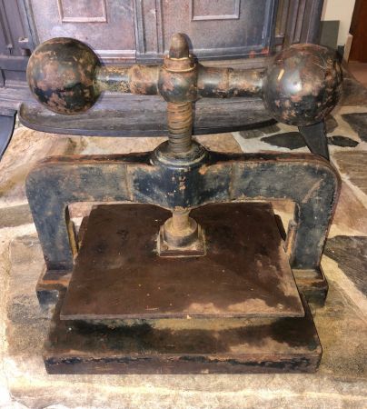 Antique Cast Iron Book Press Binding 9.jpg
