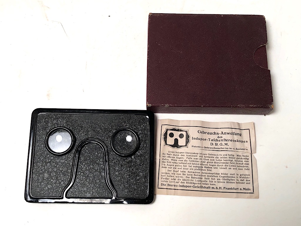 German Stereo Indupor Folding Stereo Viewer Circa 1920s 1.jpg
