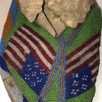 Pair of late 19th Indian Moccasins with American Flag  Beaded 17.jpg
