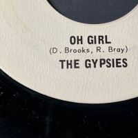 The Gypsies  Look For The One Who Loves You on Caprice Records 8.jpg