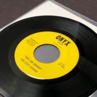 The Lost Legend Love Fight on Onyx Records ES 6901 13.jpg