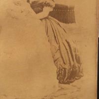 Mrs Tom Thumb & Child CDV Pitchcard  3.jpg