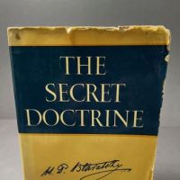 The Secret Doctrine 2 Volume Set By H. P. Blavatsky Published by Theosophical Univeristy Press 9.jpg