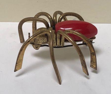 Vintage Large Red Bakelite Brass Spider Brooch Pin 3.jpg