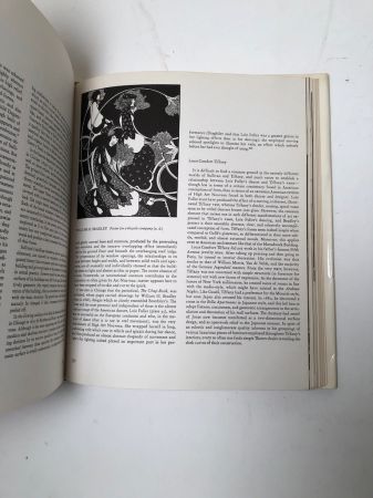 Art Nouveau by Robert Schmutzler Hardback with DJ 1962 12.jpg