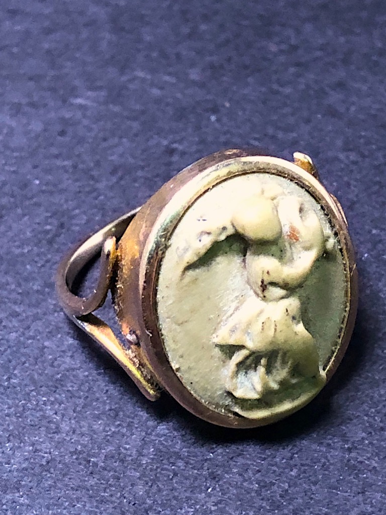 19th C. 585 Gold Ring with Grand Tour High Releif Cameo 2.jpg