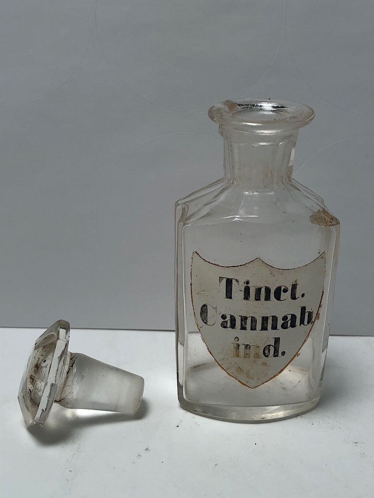 19th C. Apothecary Bottle with Original Stopper Tinct. Cannab. ind. Tinture of Cannabis 6.jpg