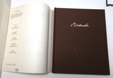 Morandi Drawings by Neri Pozza Hardback with Slipcase 18.jpg