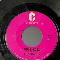 The Sonics The Hustler b:w Boss Hoss on Etiquette 7.jpg