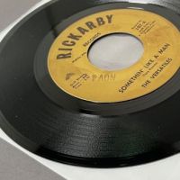 The Versatiles Somethin’ Like A Man b:w Warm In The Rain on Rickarby 9.jpg