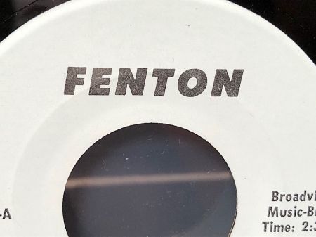 Chancellors Dear John on Fenton Records 2072 4.jpg