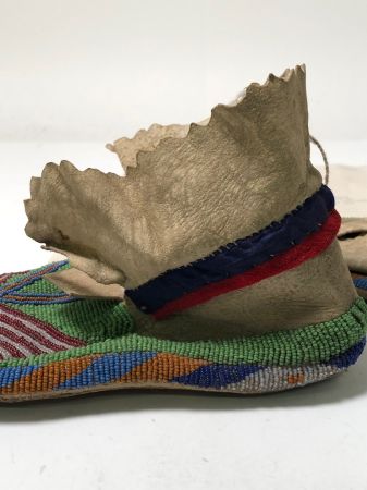 Pair of late 19th Indian Moccasins with American Flag Beaded 7.jpg