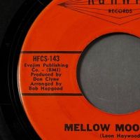King Midas and The Muflers Mellow Moonlight b:w Tramp on Kanwic Records 4.jpg