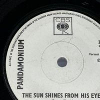 Pandamonium No Presents For Me b:w The Sun Shines From His Eyes on CBS UK Pressing PROMO 10.jpg