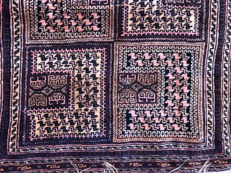 Turkmen rug Afganistan 37 x 59 12.jpg